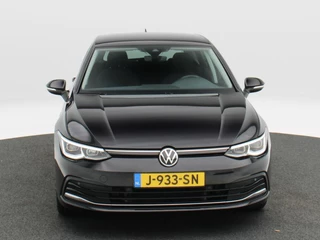 Volkswagen Golf 1.5 eTSi 150 Pk Automaat Style | Adaptive Cruise | Climatronic | Camera | CarPlay | Navigatie | 17 Inch / 5