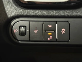 Kia Ceed 1.6 T-GDi GT 204pk | Facelift | VOL! | Pano | LED | Virtual | JBL | ACC | BCA | LFA | Wireless Charg | CarPlay / 28