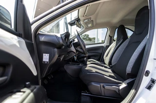 Toyota Aygo X 1.0 VVT-i MT Play  | Camera | ACC | NL Auto / 10