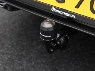 SEAT Leon Sportstourer 1.5 TSi e-Hybrid 204 Pk Automaat FR Business | Trekhaak | Carplay | Virtual Cockpit | Keyless | Adaptive Cruise | Stoel- en Stuurverwarming | 17 Inch / 18
