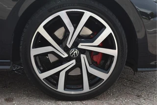 Volkswagen Polo 2.0 TSI GTI Executive 200 pk  | Keyless | Pano | Camera | Carplay | DAB | Virtual cockpit | Full LED | LM 18" | Netjes / 31