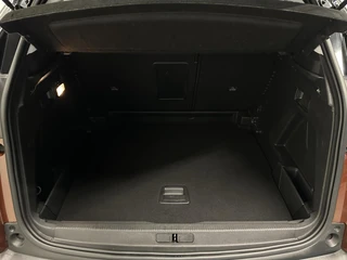 Peugeot 3008 1.2 PureTech Blue lease Executive Avantage NAVI CARPLAY CRUISE ECC TREKHAAK. / 38