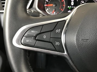 Renault Clio 1.0 TCe 90 Equilibre / 10