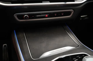 BMW X5 xDrive50e Launch Edition  Panoramadak Leder M-Sport Pro Trekhaak Head-Up / 19