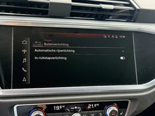 Audi Q3 35 TFSI Advanced edition  | Automaat | LED | Sportstoelen | DAB | Navi | Bluetooth | Stoelverwarming | Virtual Cockpit / 40