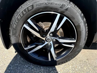 Volvo XC40 2.0 B4 200pk R-Design  Panoramadak, Trekhaak, Camera / 12