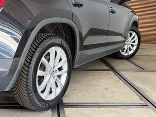 Skoda Kodiaq 1.5 TSI Ambition 7p. | 7-persoons | Carplay & Android Auto | Trekhaak | Camera | Stoelverwarming | KESSY | 18 Inch / 47