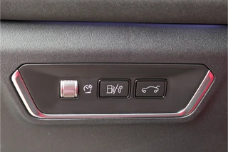 Lynk & Co 01 1.5 261PK PHEV Panorama 360 Camera Apple Carplay Android Auto / 25