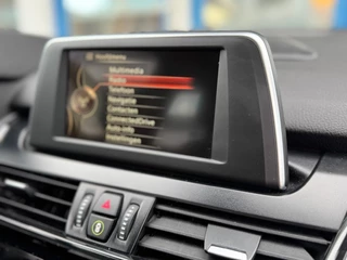 BMW 2 Serie Active Tourer 218d Active Tourer Essential I Automaat I Navigatie I Trekhaak / 27