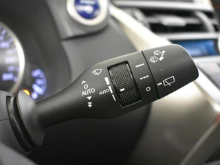 Lexus NX 300h AWD Luxury Line Schuifdak | Mark Levinson / 32