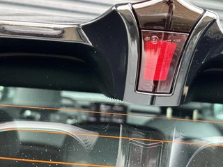 Voyah Courage Business Edition 80 kWh / 34