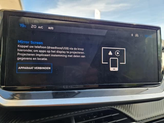 Peugeot 208 1.2 Hybrid 145 e-DCS6 GT | Massagestoel | Alcantara | Achteruitrijcamera | Apple Carplay/Android Auto | Stoelverwarming / 22