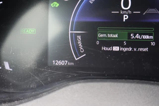 Toyota Yaris 1.5 HYBRID 115 STYLE STOEL-STUUR VERW. DODEHOEK LED KOPLAMPEN KEYLESS PARK.SENSOREN V+A / 16