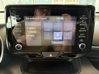 Toyota Yaris 1 .5 Hybrid Dynamic 5-drs. CAMERA/KEYLESS/NAVI/CARPLAY/16INCH / 35