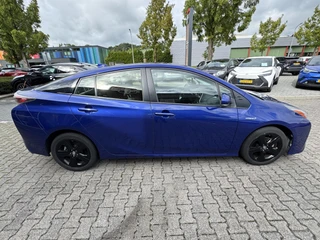Toyota Prius 1.8 HYBRID FIRST EDITION NAVI STOELVERW AFN-TREKHAAK PARK-SENSOREN BSM CAMERA HUD BLUETOOTH / 9