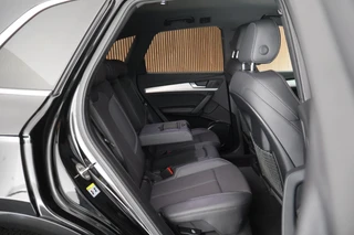 Audi Q5 50 TFSI e 299pk quattro S edition Trekhaak Virtual Cockpit Led Keyless ACC Stoelverwarming 2x S-Line / 12