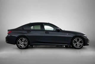 BMW 3-serie 320i M Sport | Schuifdak | Camera | HeadUp Display | Stoelverwarming | Memory Stoelen / 9