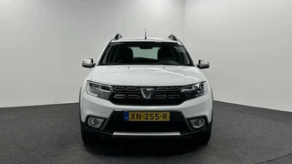 Dacia Sandero 0.9 TCe SL Stepway AIRCO TREKHAAK NAVI CRUISE 64000 KM. / 7
