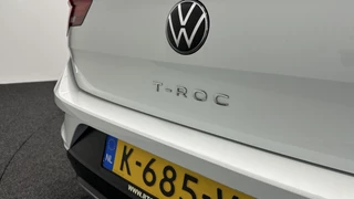 Volkswagen T-Roc 1.0 TSI Style Business CARPLAY NAVI ADAPTIEF CRUISE. / 16