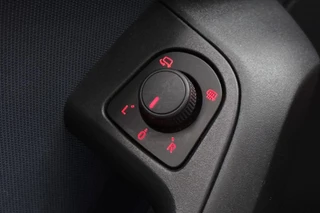 SEAT Ateca 1.5 TSI Style Business Intense Stoelverwarming LED Elektrische Achterklep Camera / 36