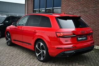 Audi Q7 55 TFSI e quattro S-Line  Rijklaar! Pano 22inch Contourzetels Luchtv / 67