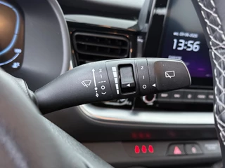 Kia Stonic 1.0 T-GDi MHEV DynamicLine  - Apple Carplay/ Android Auto - Cruise Control - Airco - Achteruitrijcamera - Fabrieksgarantie tot 02-2032 of 150.000km / 26