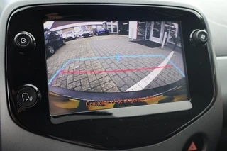 Toyota Aygo JOY CABRIO CLIMA APPLE/ANDROID CAMERA LM-VELGEN EL-RAMEN DAB / 12