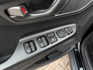 Hyundai Kona EV Fashion 64KWH Premium SOH 97 Navi Carplay Camera HUD / 23