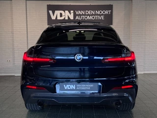 BMW X4 xDrive20i High Executive M-Sport Pano Camera Trekhaak HUD 21'' / 11