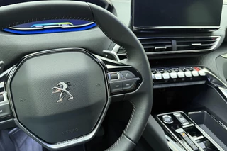 Peugeot 3008 1.6 HYbrid 180 Allure Pack Business | 19 inch | Automaat | Achteruitrijcamera | Navigatiesysteem | Apple carplay | Electronic climate control / 19