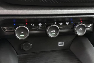 Citroen C5 X 1.2 PureTech Feel Automaat Adaptieve Cruise Control / 33