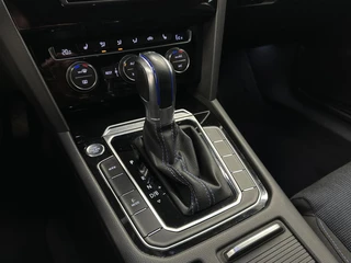 Volkswagen Passat 1.4 TSI GTE Connected TREKHAAK-NAVI-DAB-STOELVERWARMING / 32