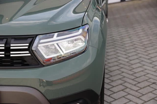 Dacia Duster 1.3 TCe 150 Journey|Camera|Carplay|Trekhaak|Clima|Cruise|Facelift model! / 8