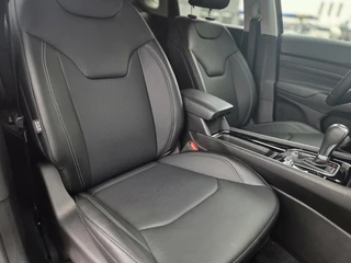 Jeep Compass 4xe 240 Plug-in Hybrid Electric Summit | Apple-Android | Parkeercamera | Stoelventilatie / 7