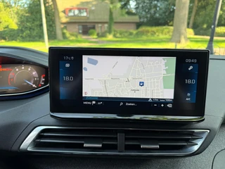 Peugeot 5008 1.2 PureTech Blue Lease Allure  7-Persoons / 36