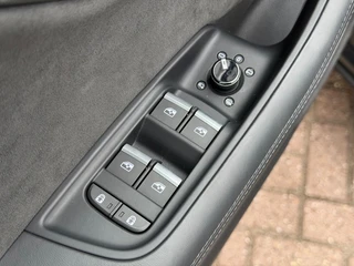 Audi RSQ8 4.0 TFSI RS Q8 Quattro 4 wielbesturing Hud B&O Panodak / 32