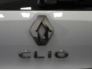 Renault Clio Estate 0.9 TCe Zen NAVI/AIRCO/CRUISE/BLUETOOTH! / 22