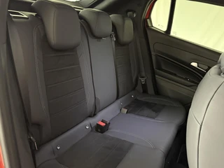 Fiat 600e Sport 54 kWh | Apple/Android | Parkeer Camera | Stoel-Verwarming / 9