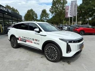 Omoda 9 Super Hybrid System 537 PK AWD | 7 jaar garantie | Tot 150km Elek.| Elek. schuif- kantel dak | HUD | Leder incl. massage | Alle opties | / 4