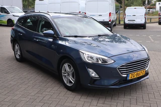 Ford Focus Wagon BUSINESS APPLE/ANDROID PARK-SENSOREN WINTERPACK CLIMA LED ALL-SEASON KEYLESS / 9