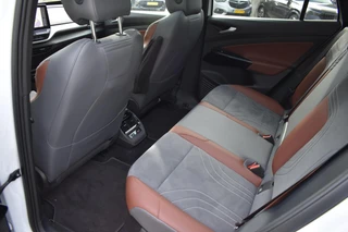 Volkswagen ID.4 First Max 77 kWh | Head-Up display | Stoelmassage | Pano | / 15