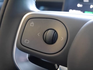 Leapmotor B10 Design ProMax 67.1 kWh Wltp 434km | 750kg trekgewicht | Stoel en stuur verwarming | 360 graden camera | Lederen bekleding | Panoramadak | Led | Regensensor | Sfeerverlichting | Elektrisch verstelbare voorstoelen / 25