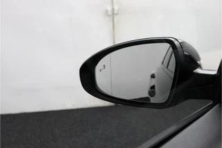Kia XCeed 1.5 T-GDi GT-Line  - Automaat - Panorama dak - Stoel/Stuur verwarming - Navigatie - Climate Control - Achteruitrijcamera - Elektrische Achterklep - Fabrieksgarantie tot 06-2032 / 68