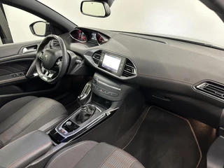 Peugeot 308 1.2 PureTech GT-Line Avantage PANO CAMERA CARPLAY ECC CRUISE. / 14