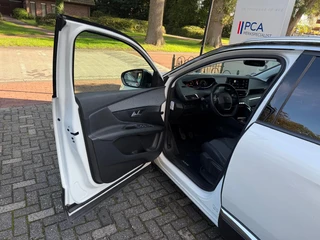 Peugeot 3008 1.2 PureTech Blue Lease Allure  Distributieriem is / wordt vervangen / 18