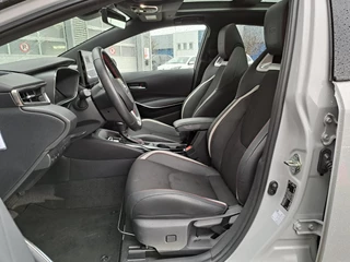 Toyota Corolla Hybrid 140 GR Sport SCHUIF/KANTELDAK PARKEERSENSOREN STOELVERW LM-VELGEN APPLE/ANDROID DRAADLOOS-LADEN CAMERA KEYLESS / 10