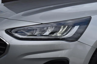 Ford Focus Wagon 1.0 EcoBoost Hybrid Titanium / 14