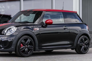 MINI 3-deurs 2.0 John Cooper Works Chili  | Pro uitlaat | Harman Kardon | NL Auto / 16