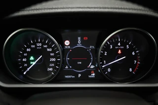 Land Rover Discovery 3.0 Si6 HSE Luxury 7p. | LUXURY PACK | STUURVERWARMING | ACHTERBANKVENTILATIE | MASSAGE | HEAD UP | 360 CAMERA | TREKHAAK / 6