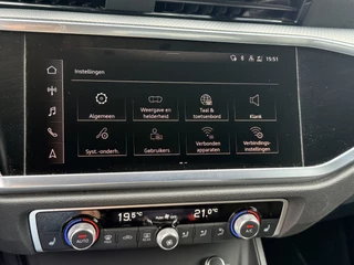 Audi Q3 35 TFSI Advanced edition  | Automaat | LED | Sportstoelen | DAB | Navi | Bluetooth | Stoelverwarming | Virtual Cockpit / 51